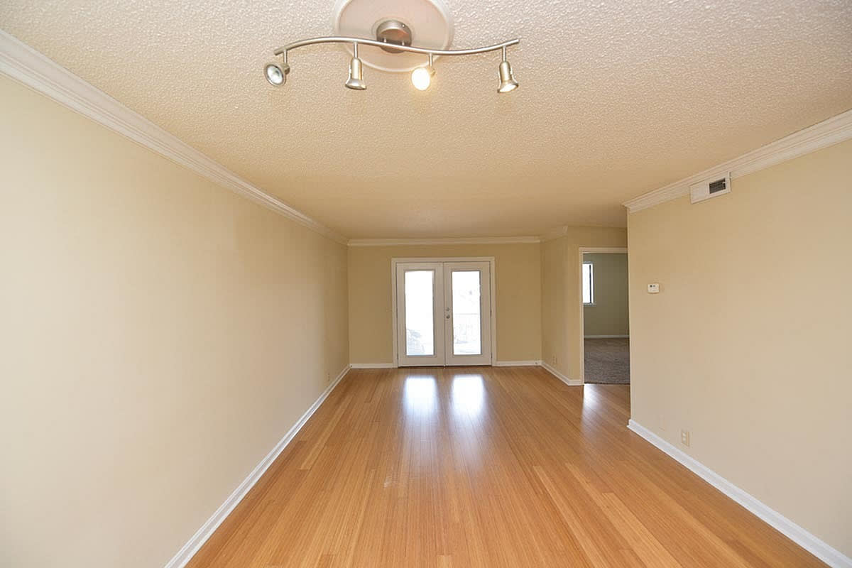 Starline Apartments – photo 2