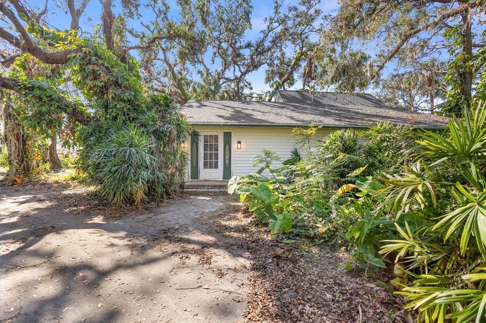 8725 ERIE Lane – photo 1