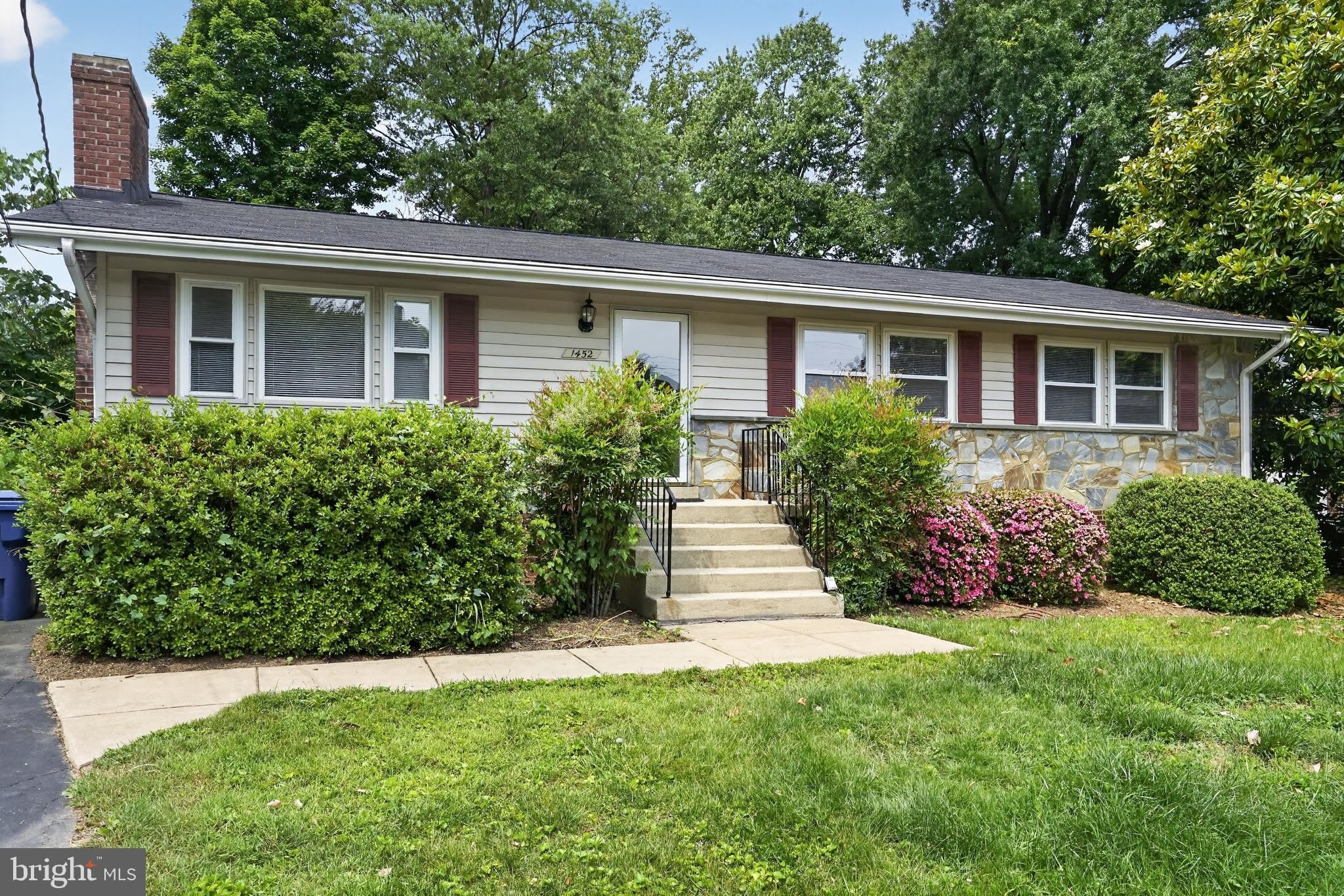 1452 DEWBERRY Court – photo 1
