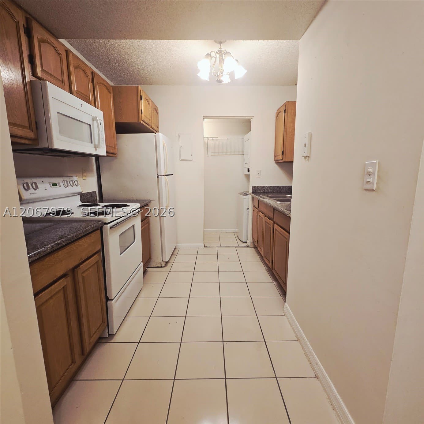 580 Nw 114Th Ave – photo 2