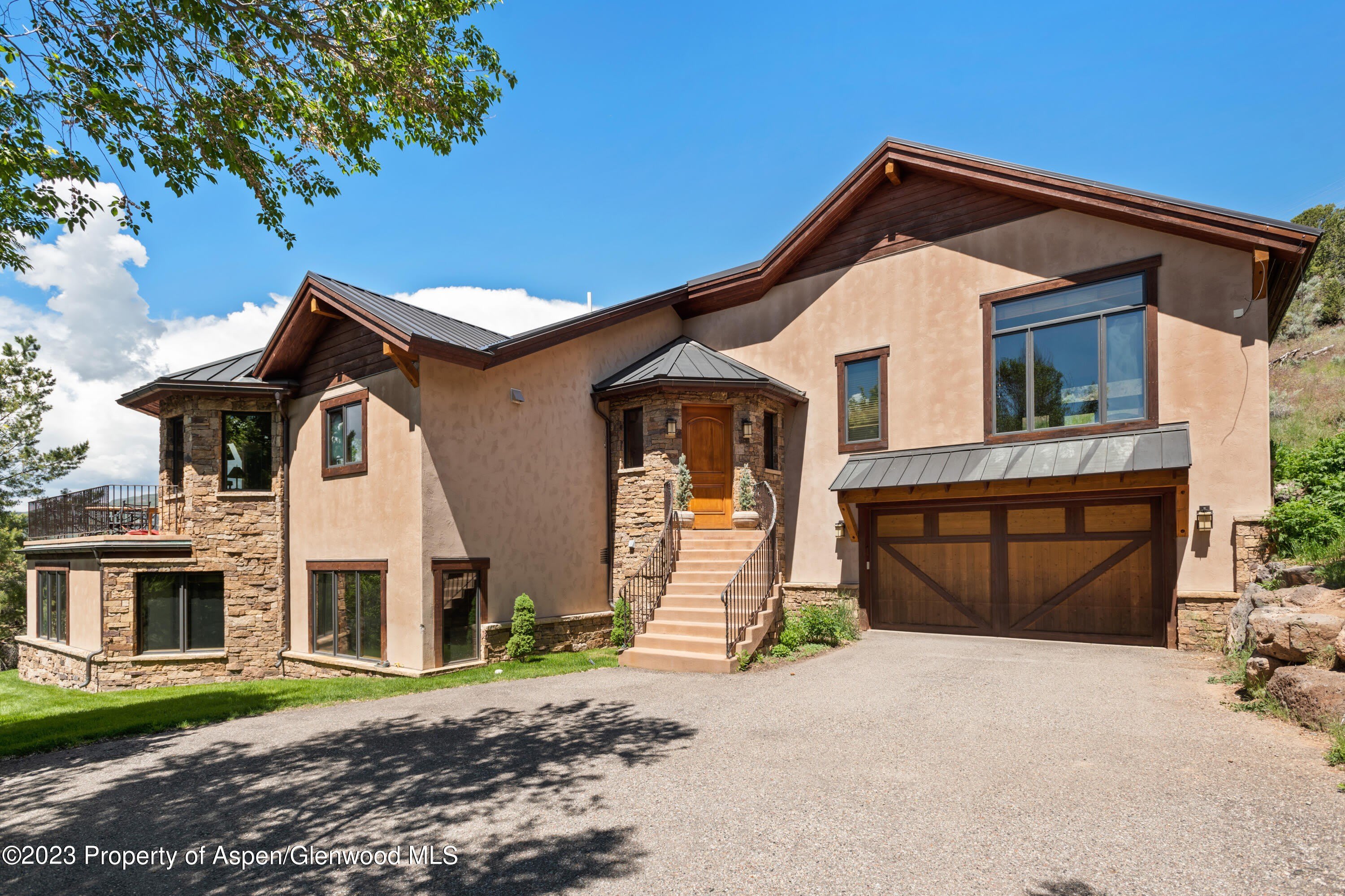 121 Ridge Road – photo 1