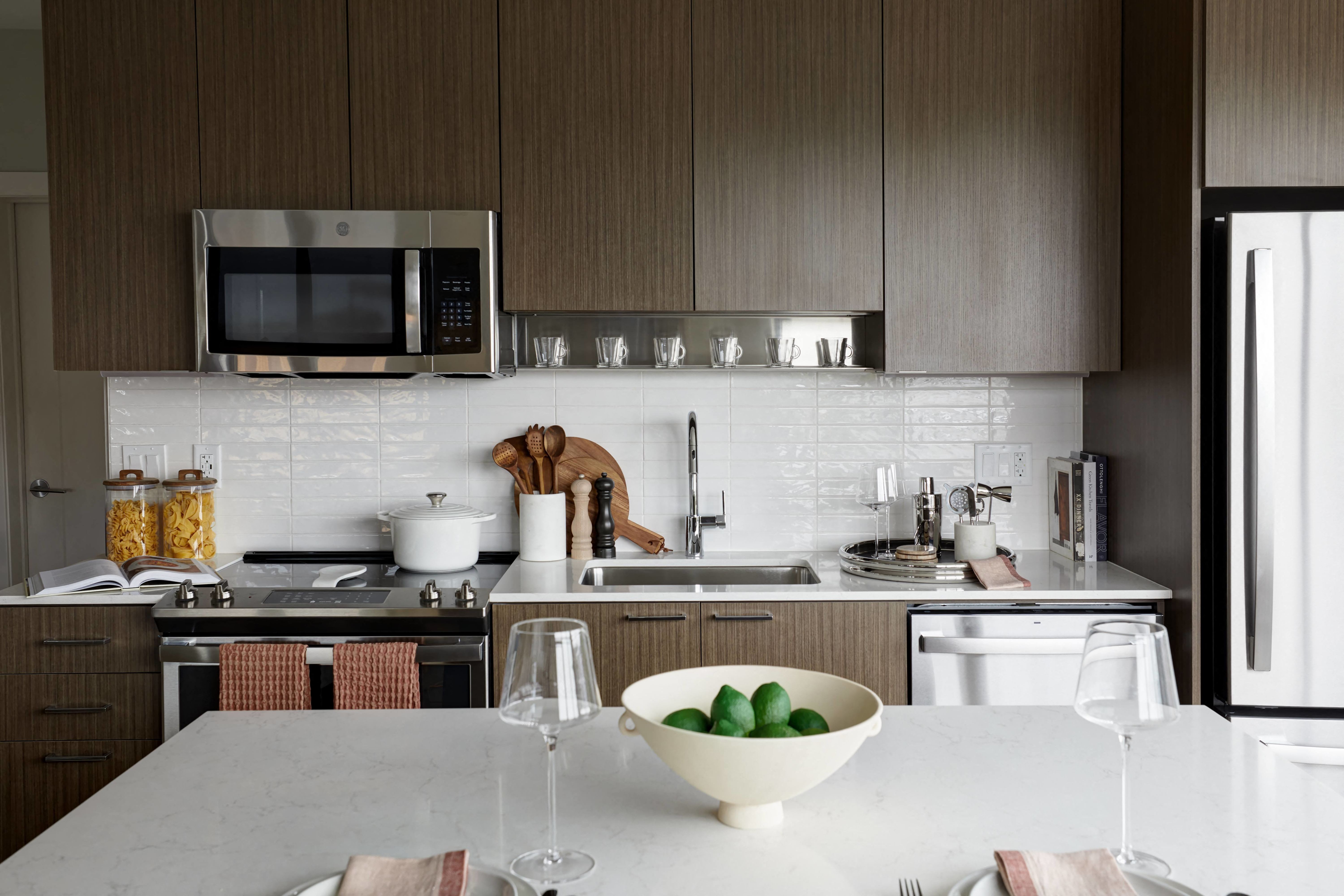 South Standard – photo 2