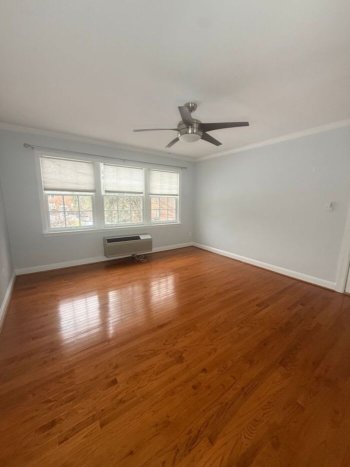1814 West Abingdon Drive – photo 2