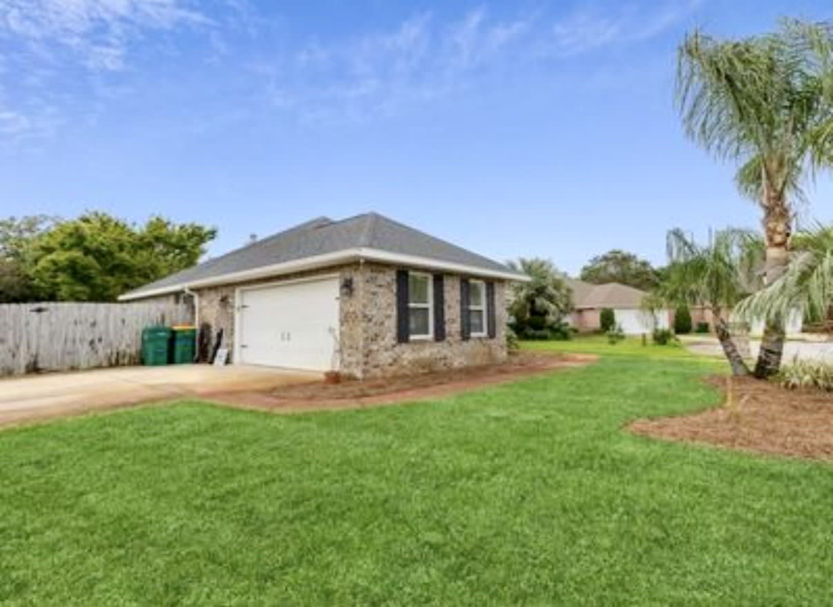 500 Baywood Court – photo 2