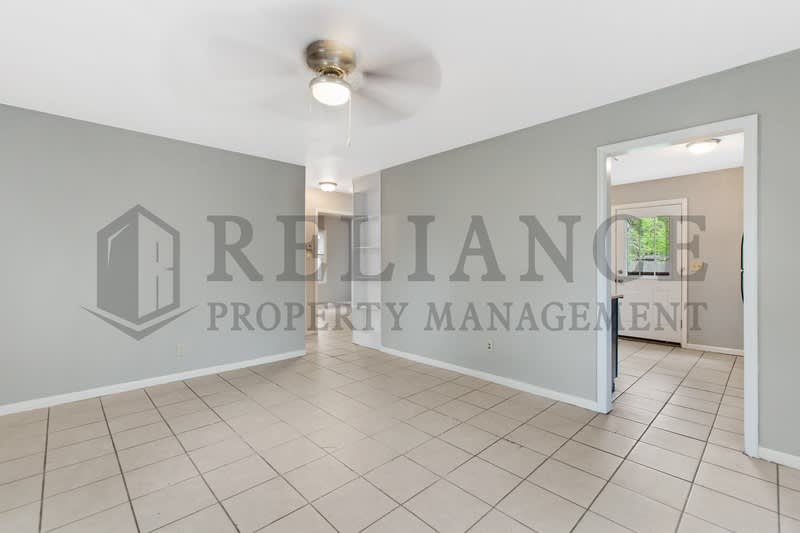 2106 Madison – photo 5