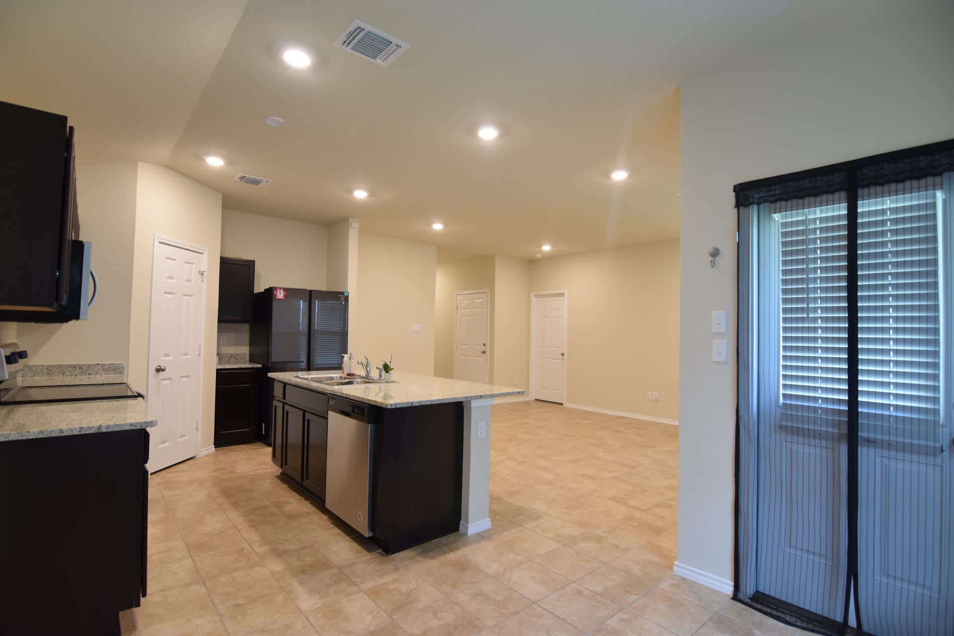 5912 Sally Ride Ln – photo 4