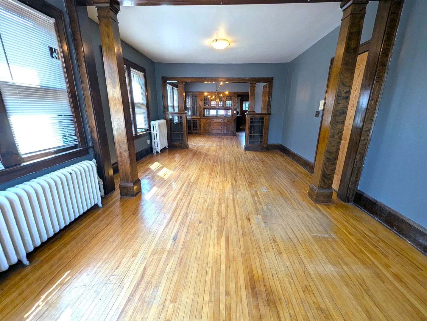Amazing Spacious 2 Bedroom in the Heart of Uptown! – photo 4