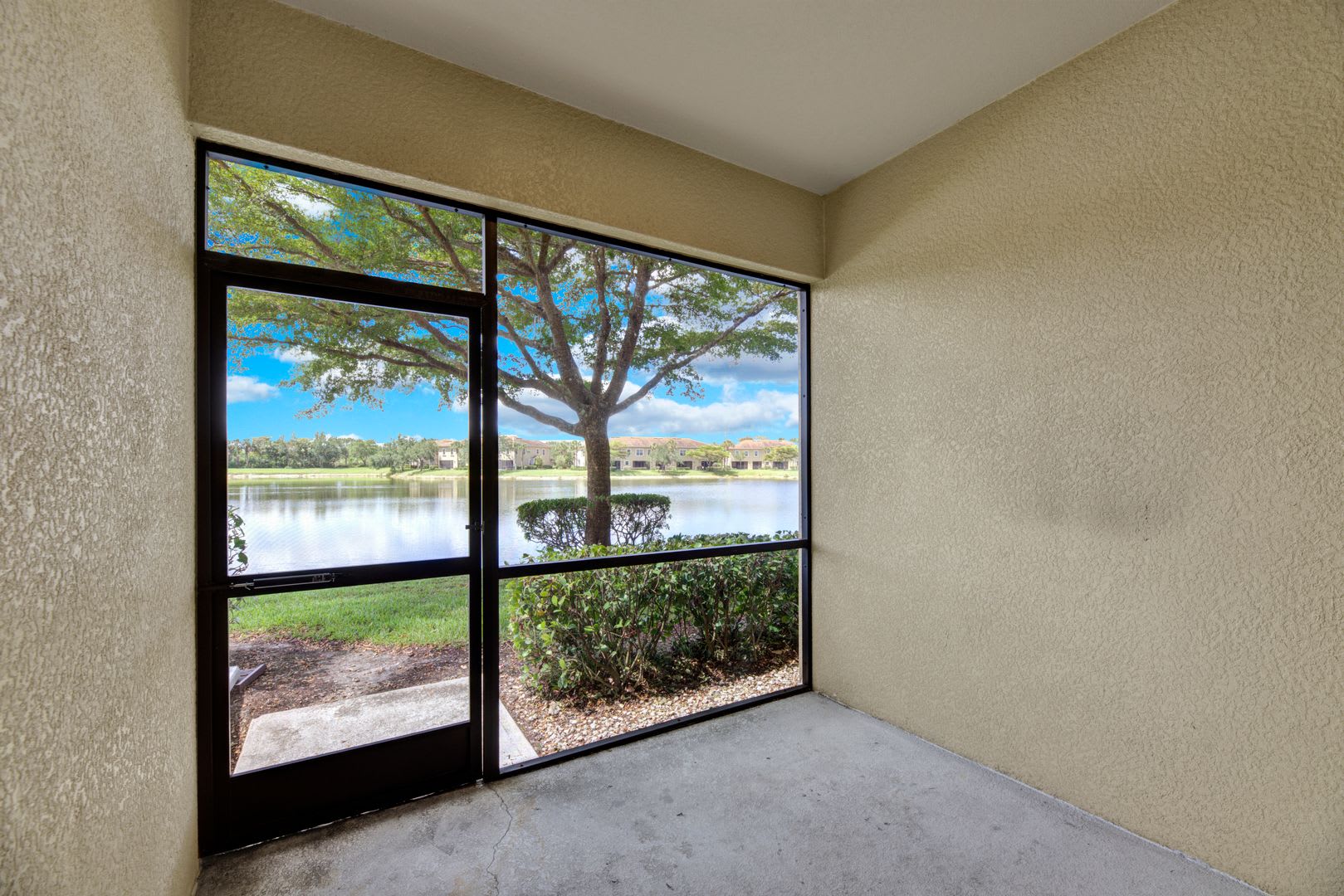Coming soon! 3-Bedroom Townhome In Verandah – photo 2
