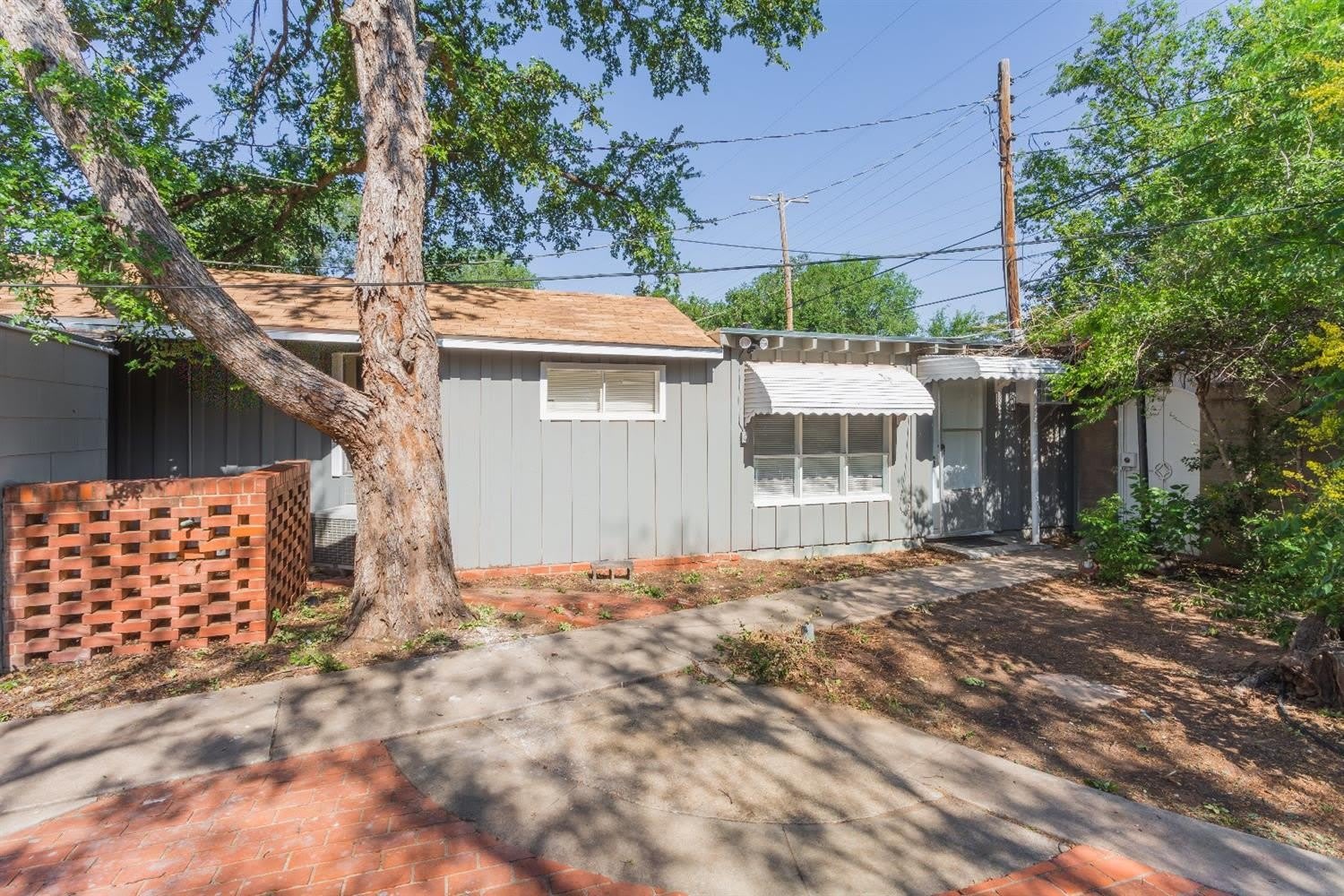 2820 25th Street – photo 1