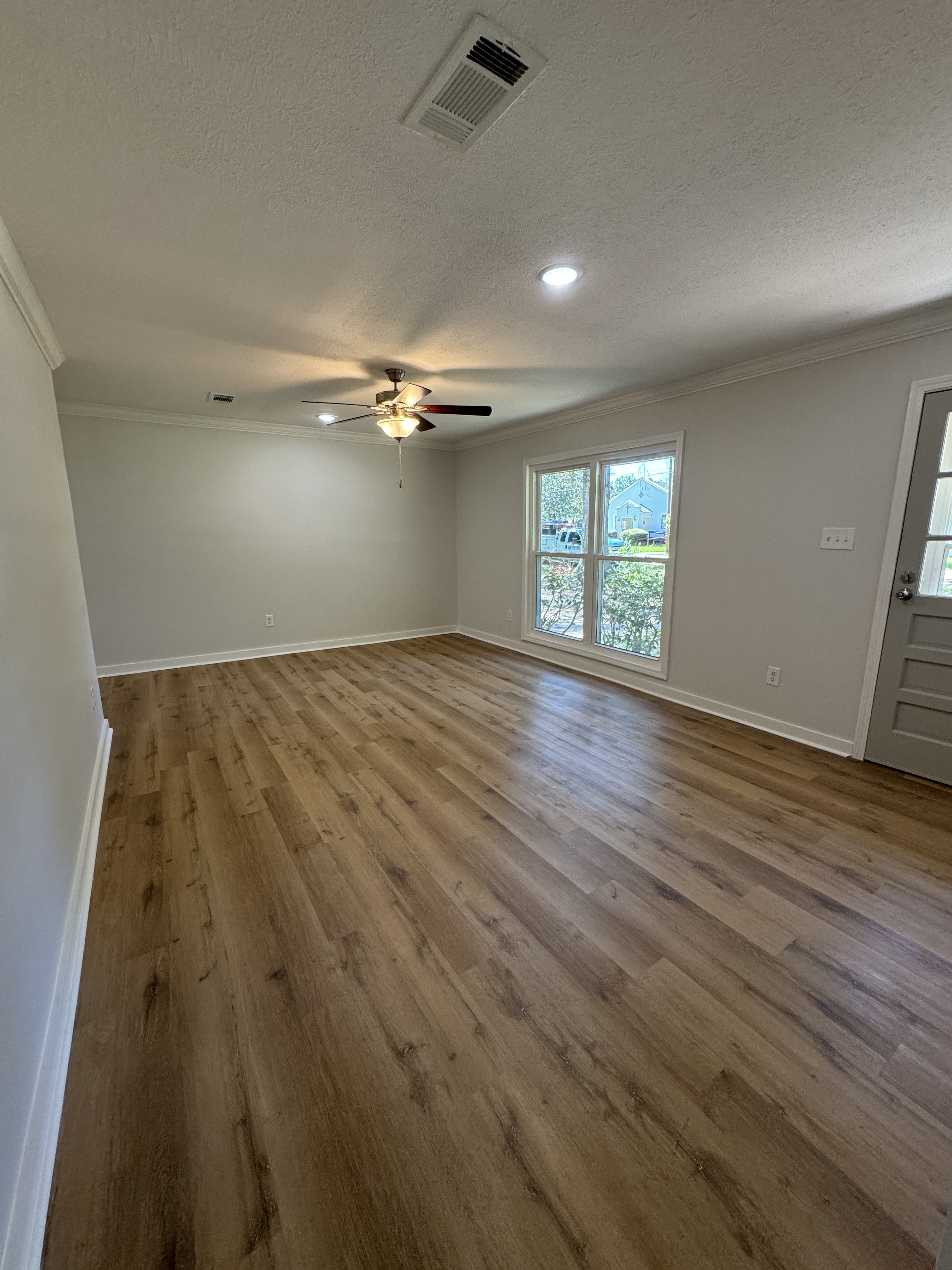 210 North Utica Street – photo 3