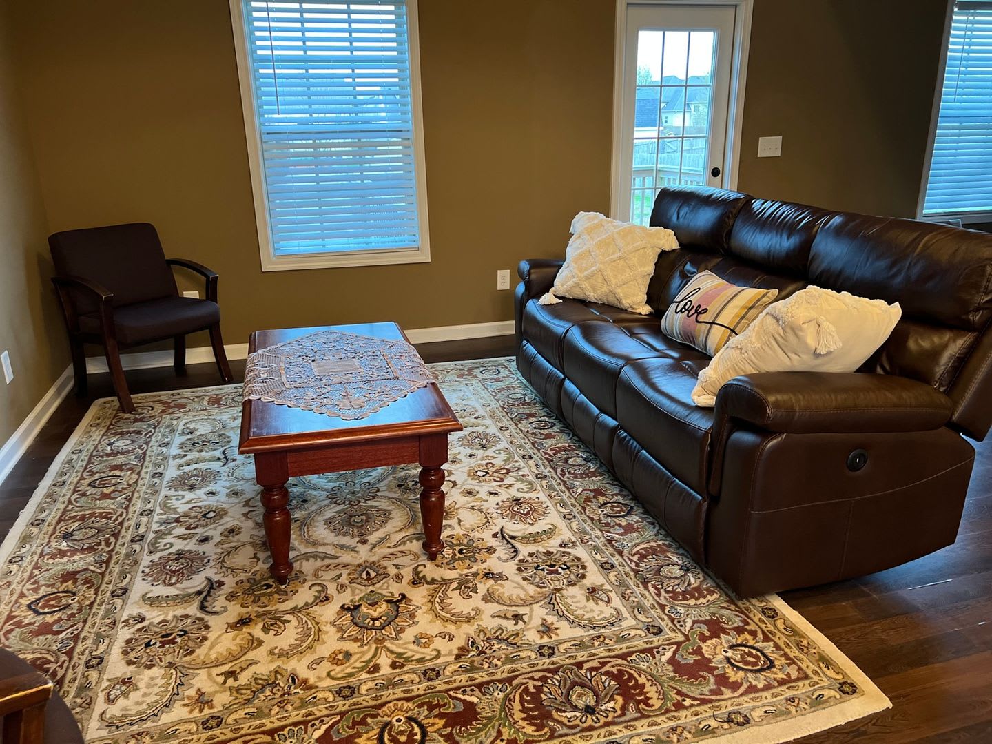 Charming 4Br House In Clarksville – photo 4