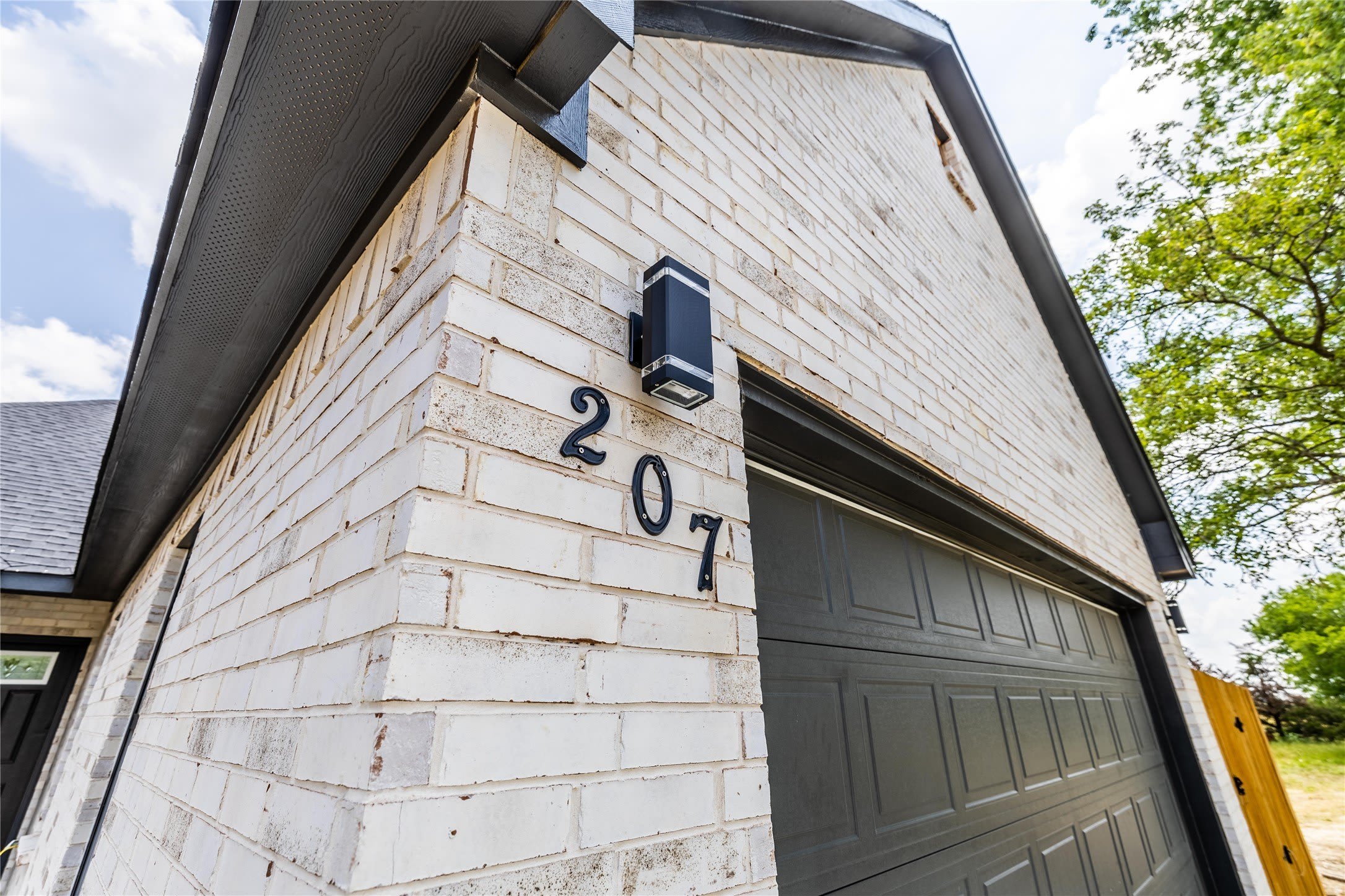 207 S James Street – photo 3