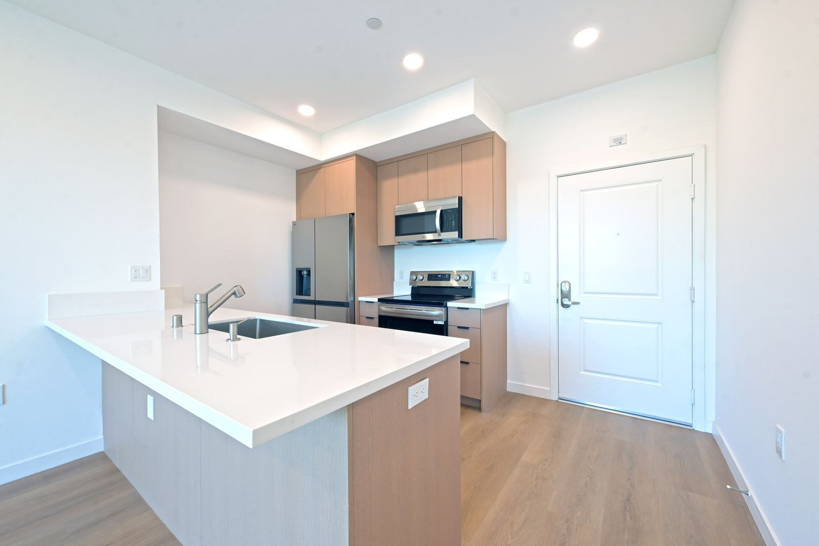 14606-14612 West Sylvan Street – photo 2