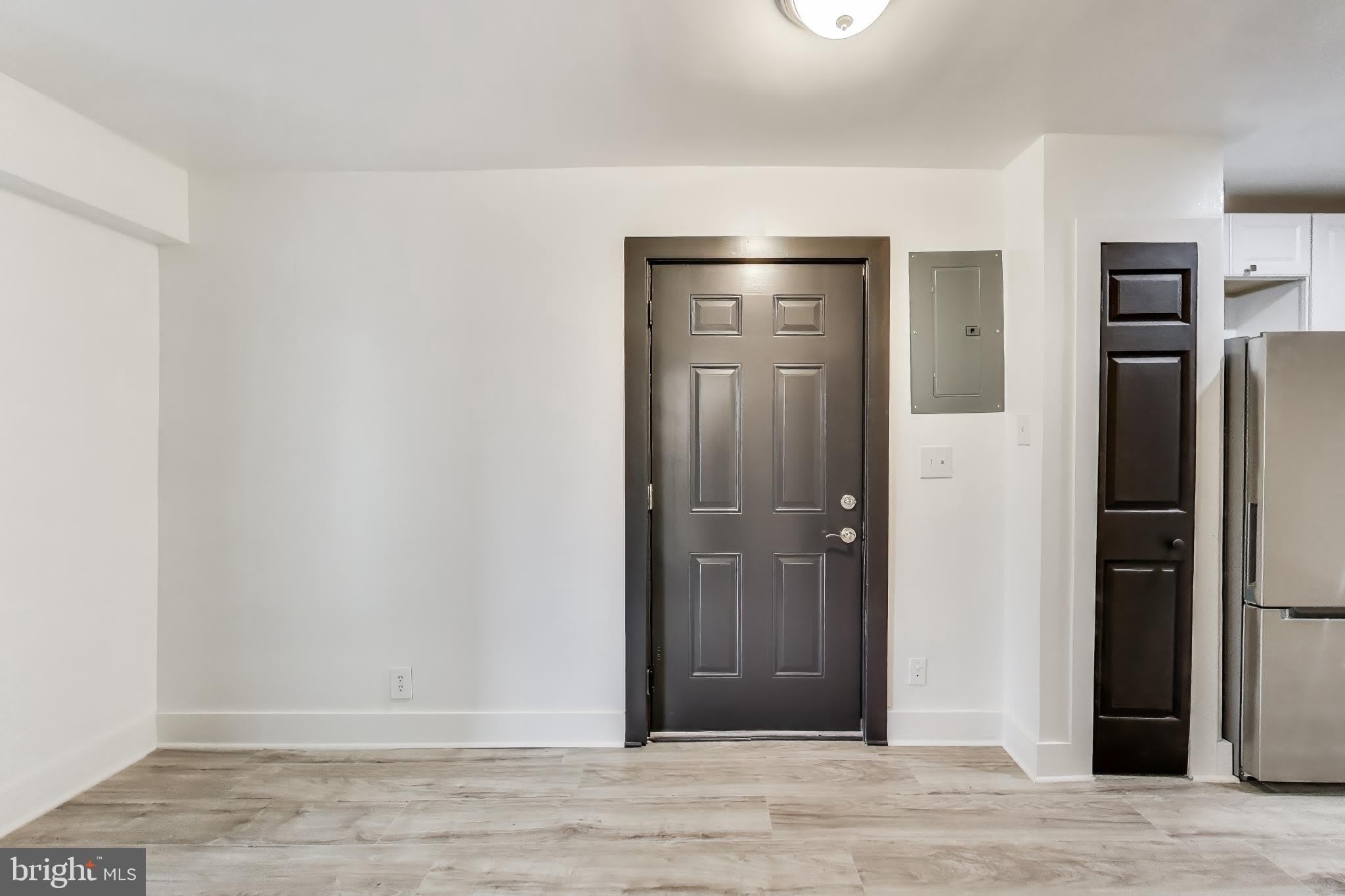 3918 10TH Street NE – photo 3