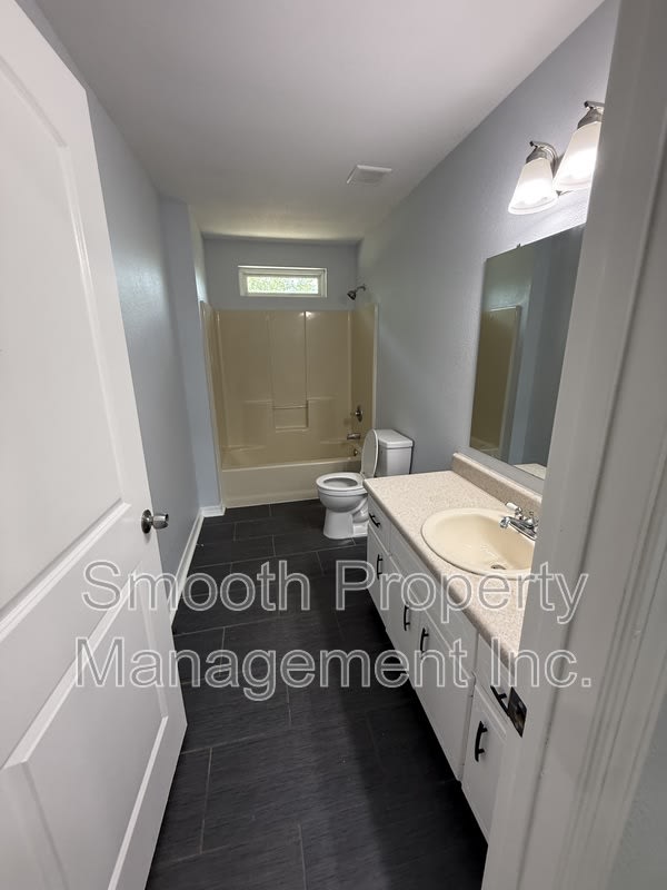 8699 Riverstone Drive – photo 4