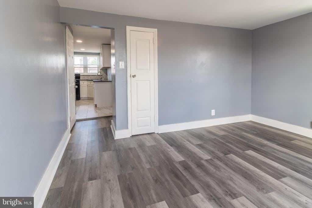 600 E CARVER STREET – photo 1
