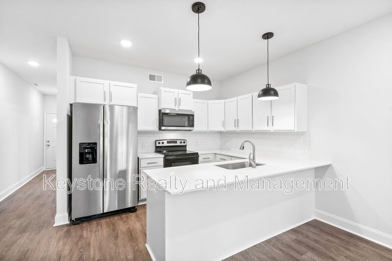 760 Tracy Lane – photo 4