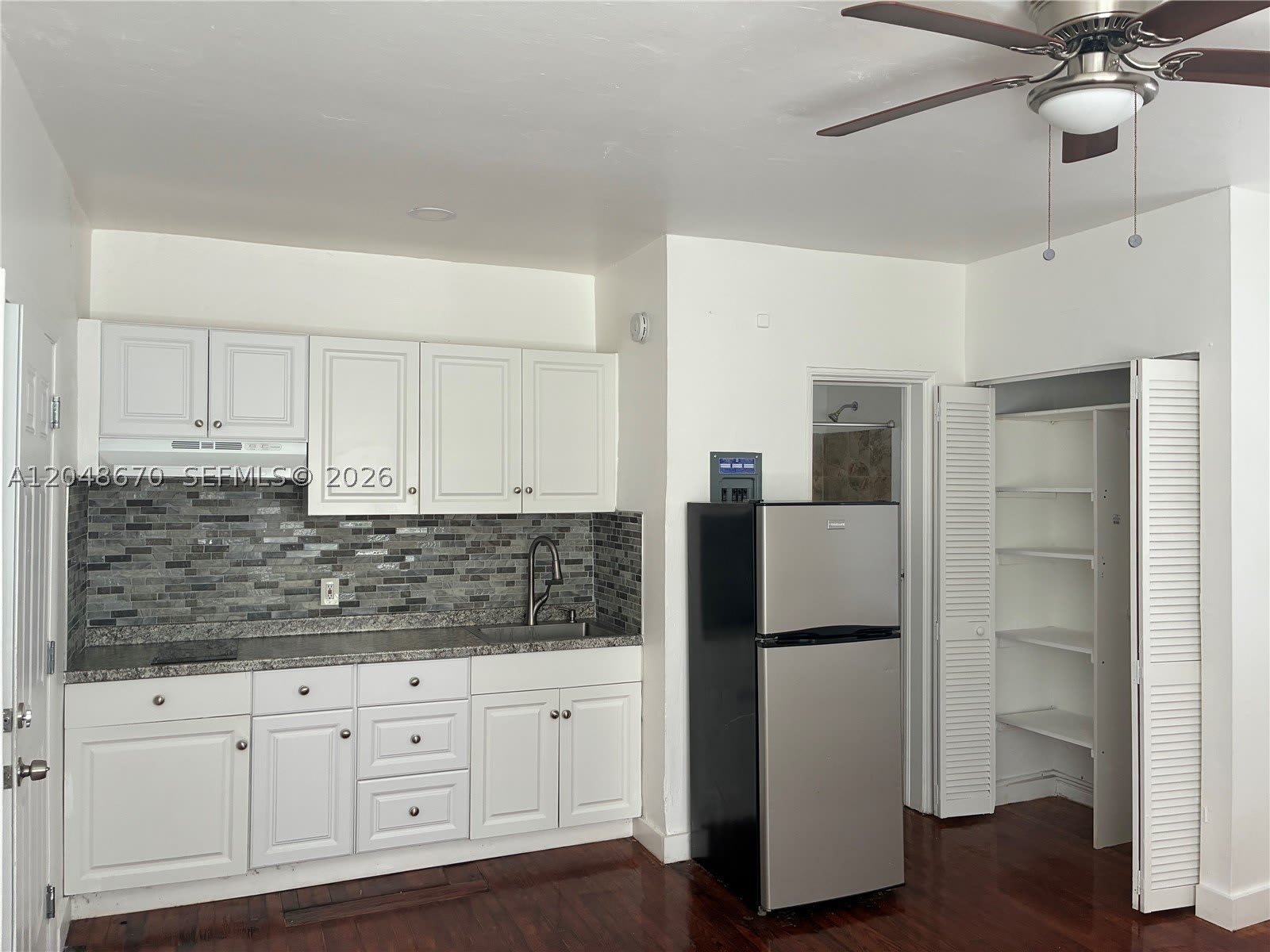 8020 Abbott Ave – photo 3