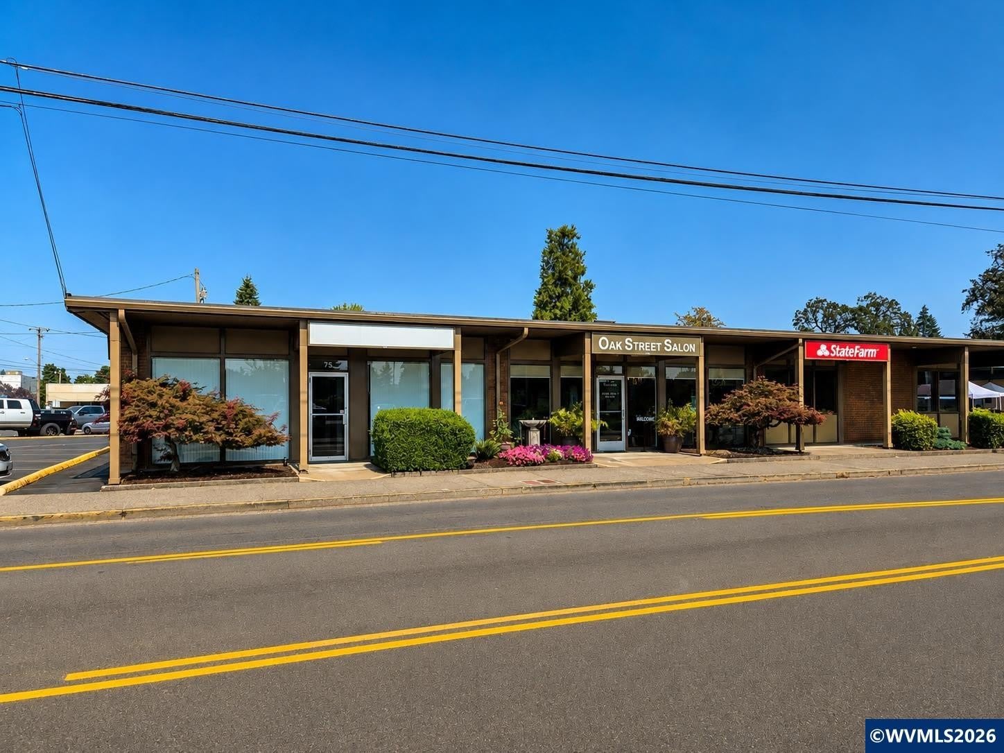 75 E Oak St – photo 1