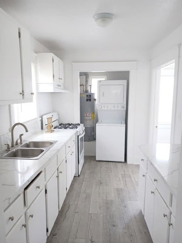 421 N. Virginia Ct. – photo 5