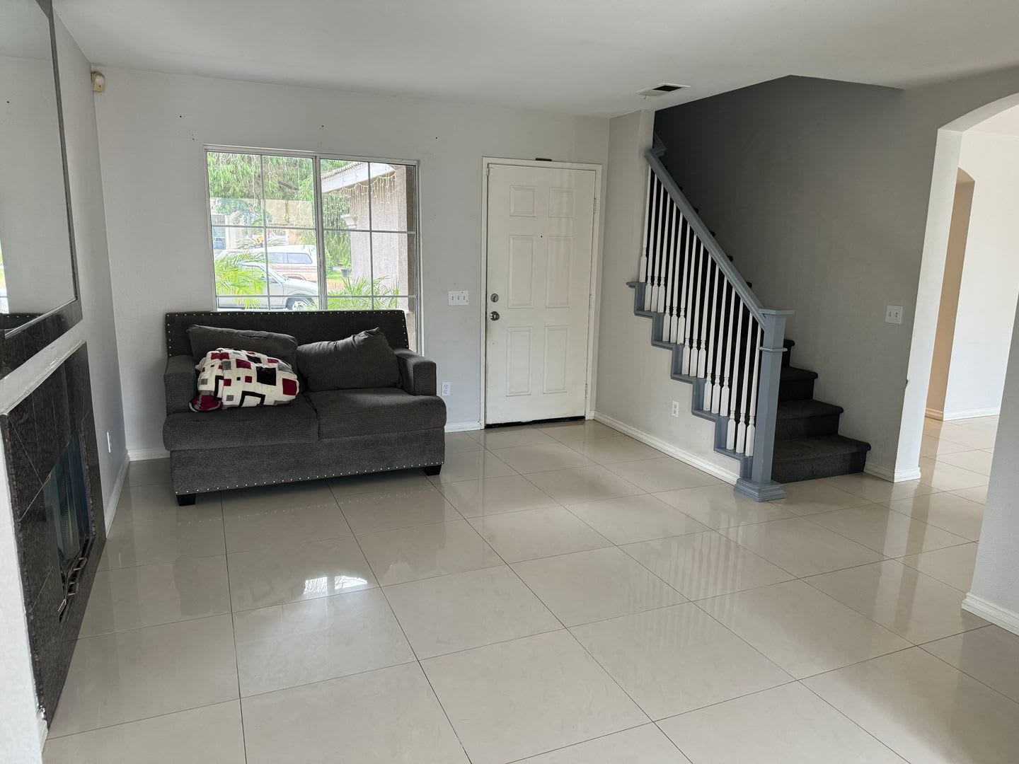 San Ysdrio, Coral Gate neighborhood House for Rent – photo 1