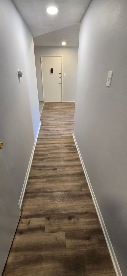 Beautifully Renovated Two Bedroom Condo In Ladue School District – photo 5