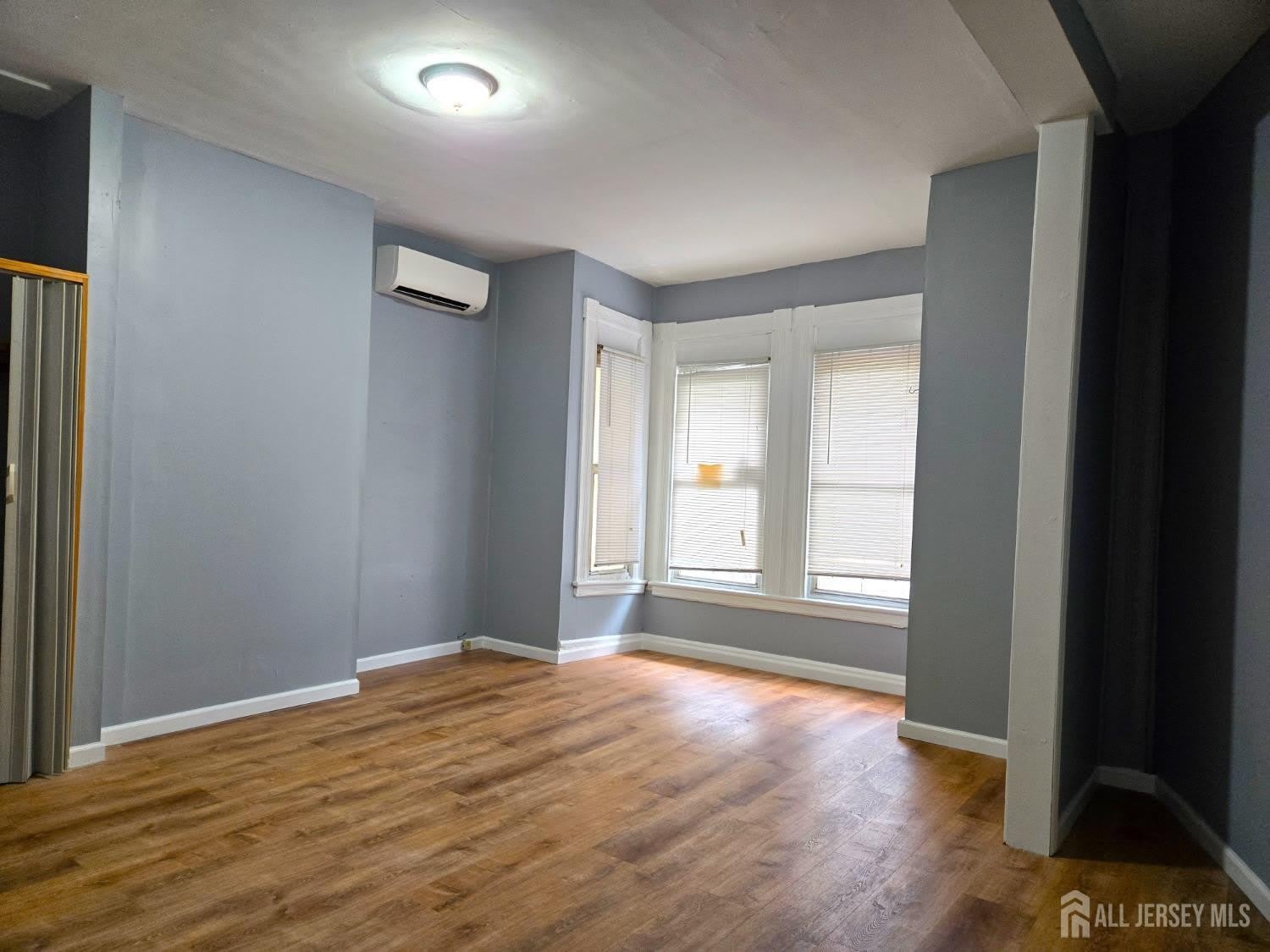314 Seaman Street – photo 3