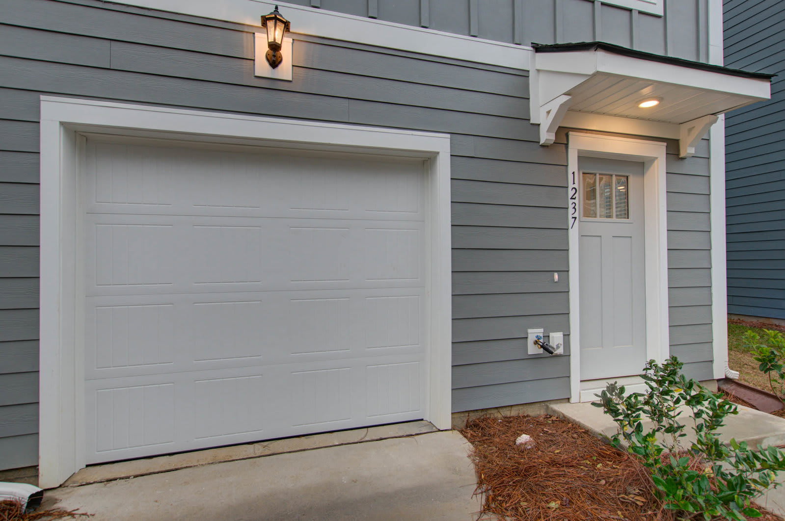 1237 Tice Lane – photo 3