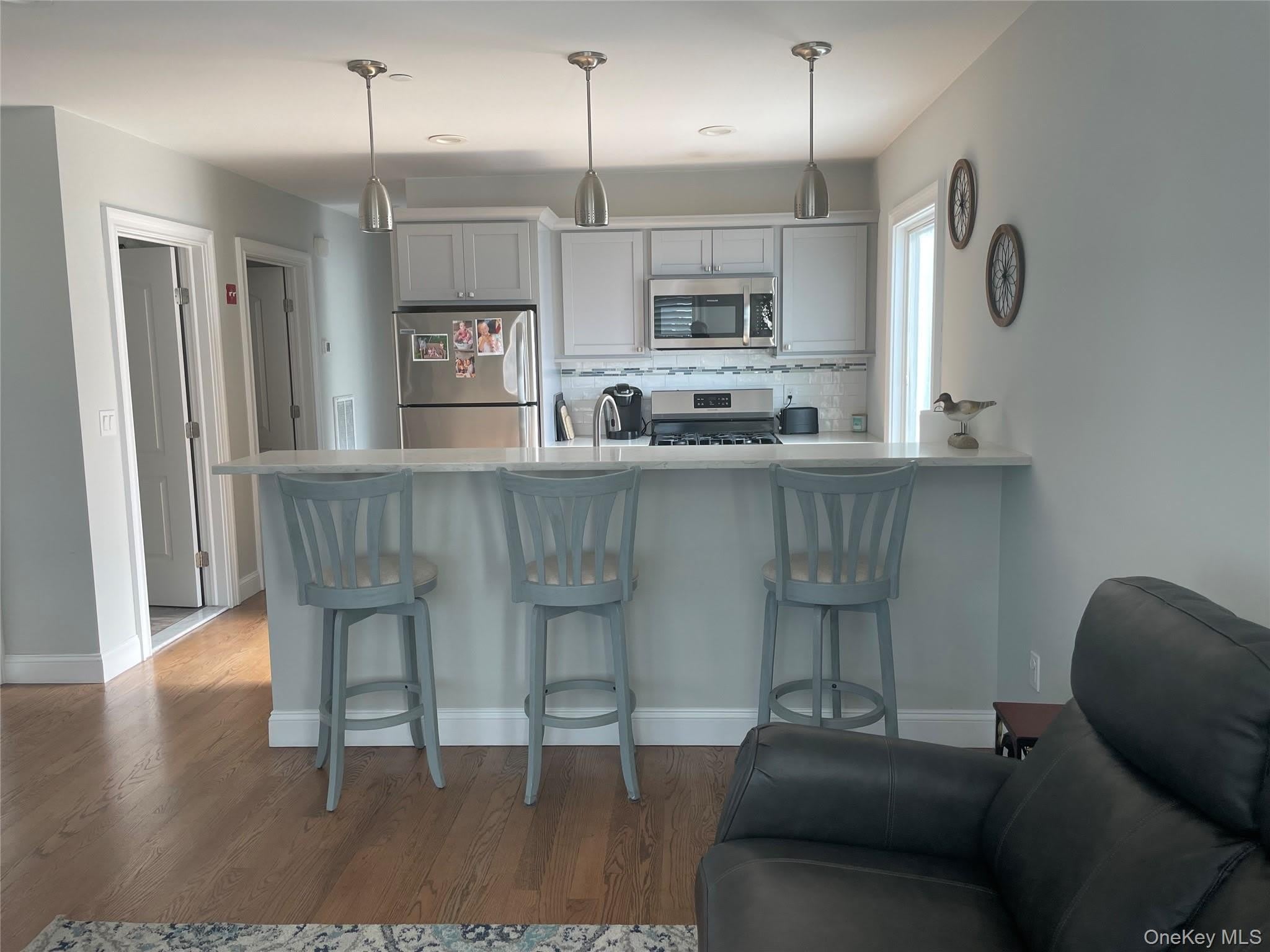 190 Oceanview Street – photo 3