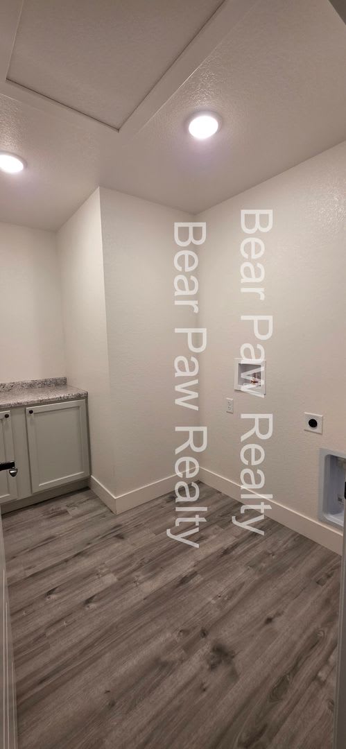 2918 Cribbon Ave – photo 3