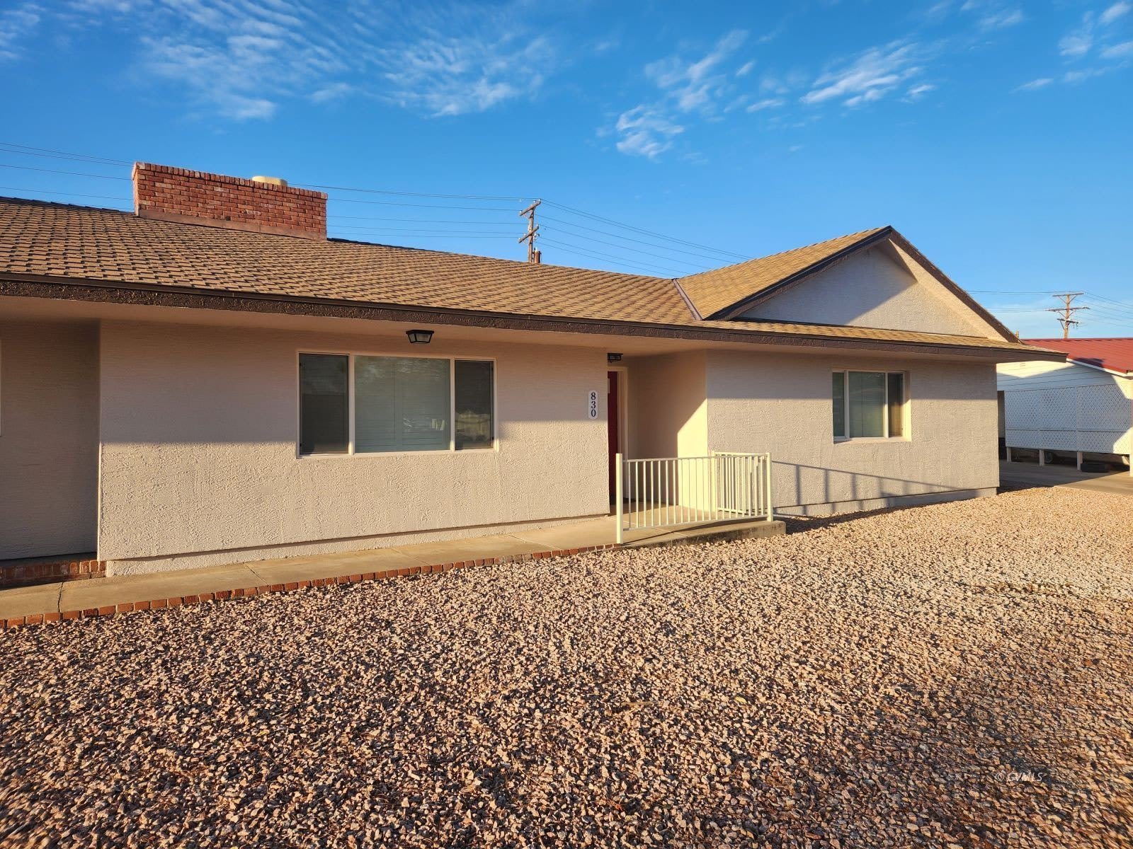 830 W Stirrup Dr – photo 2