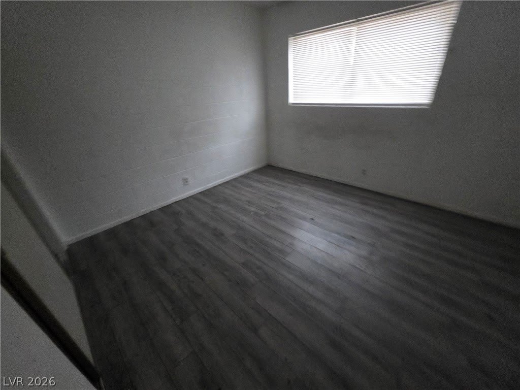 595 S Royal Crest Circle – photo 2