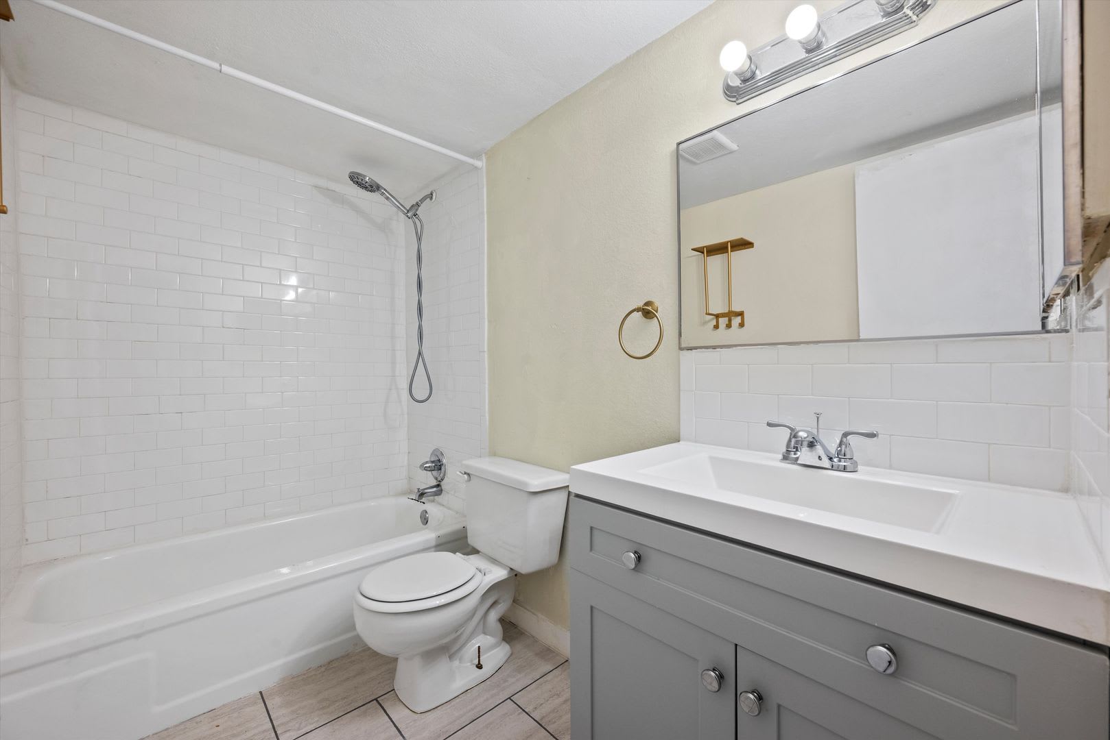 Updated 1 Bedroom Condo in Denver – photo 4