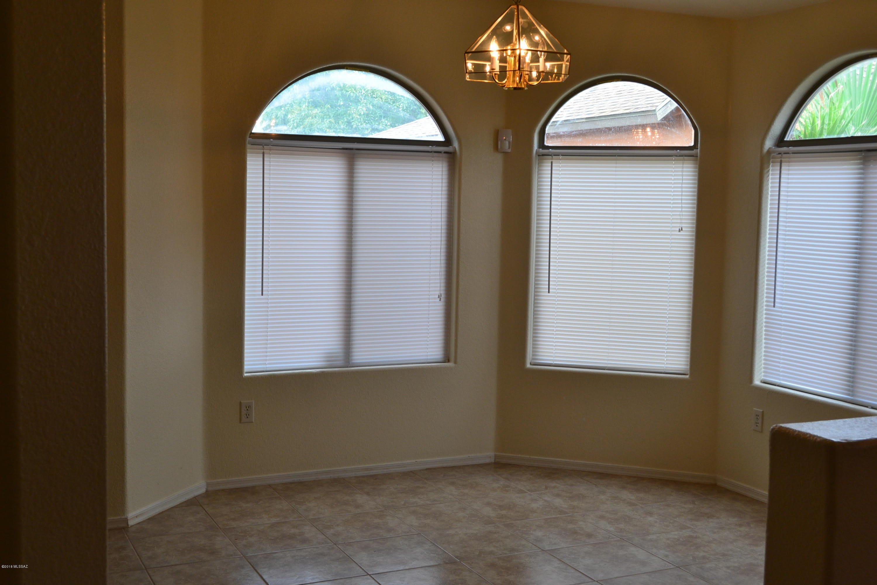 2446 E Calle Pelicano – photo 5