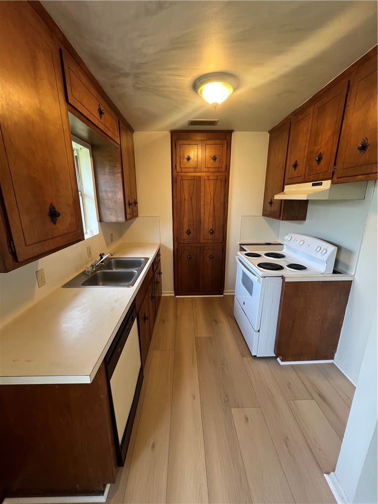 4817 Lavaca Drive – photo 3