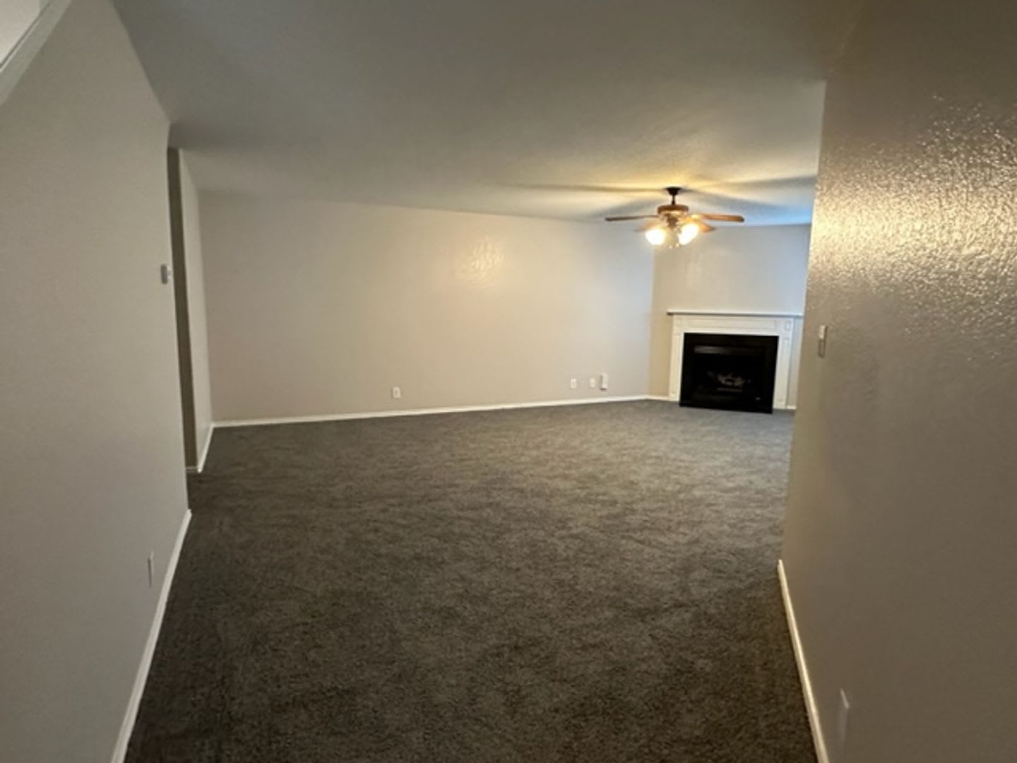 READY FOR MOVE IN- HUGE OVER 3000 SQ FT – photo 5