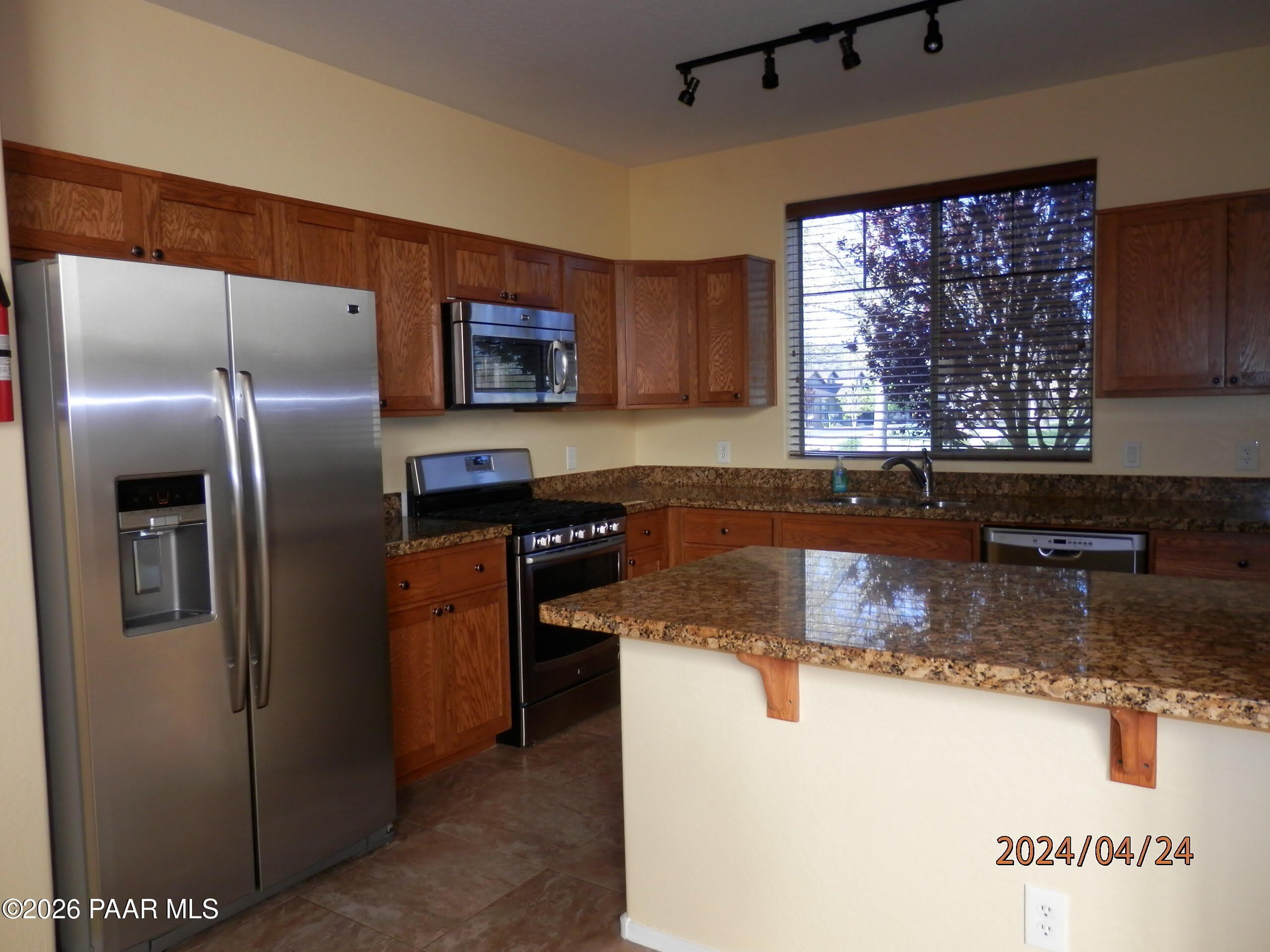 7036 N Lantern – photo 4