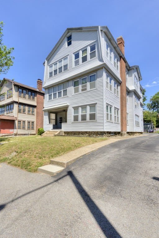 377 Chandler St – photo 1