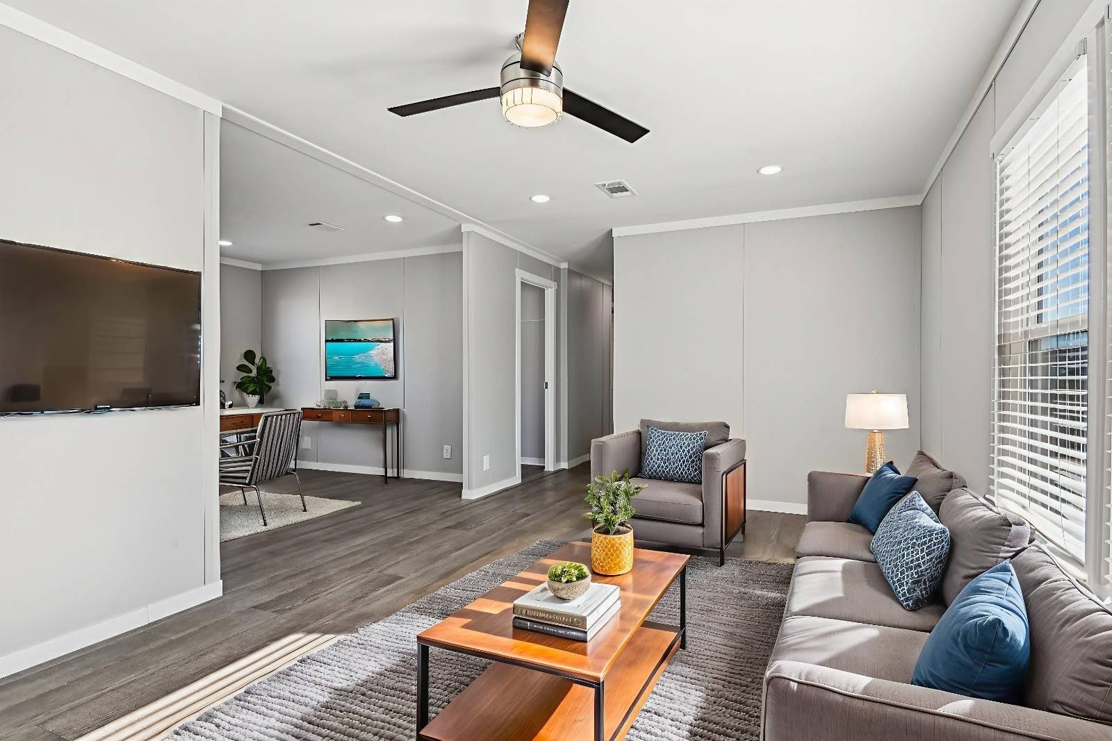 1631 American Drive – photo 2