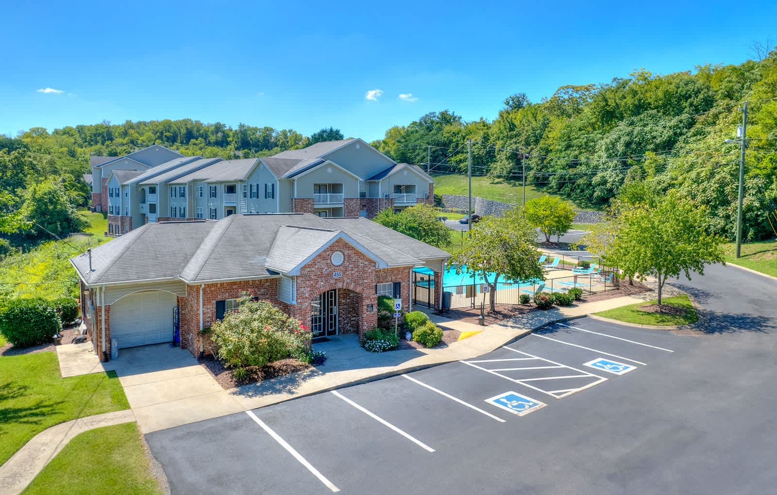 Great 4Br Home Near Brentwood – photo 2