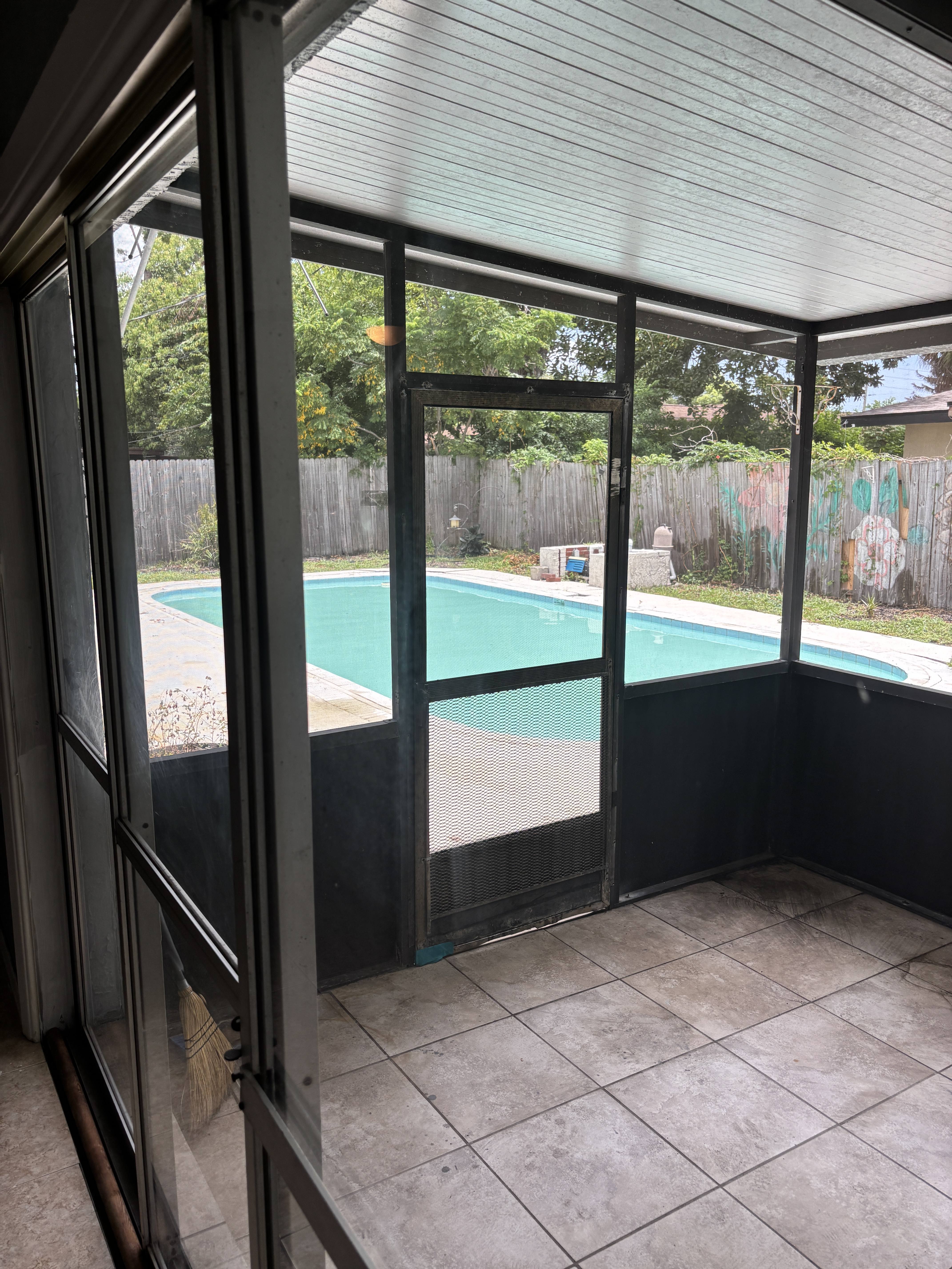 1147 Barbara Drive – photo 3