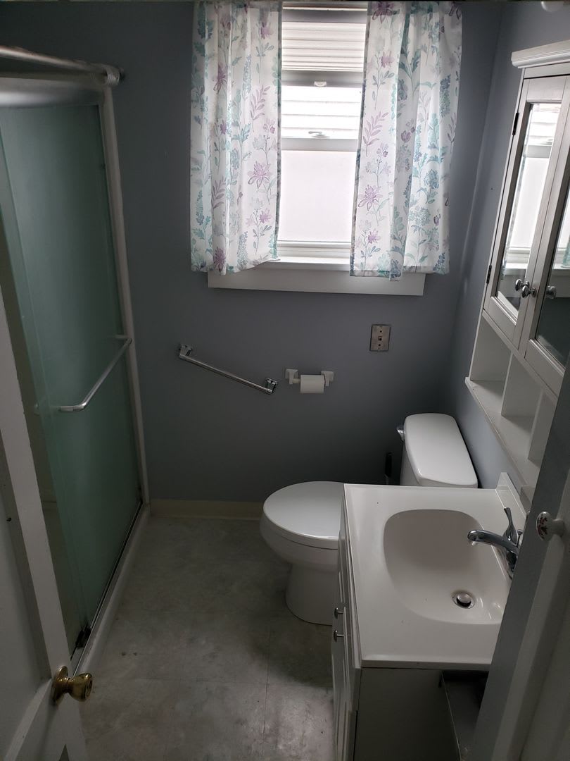 3 Bed 1 Bath House for Rent – photo 5