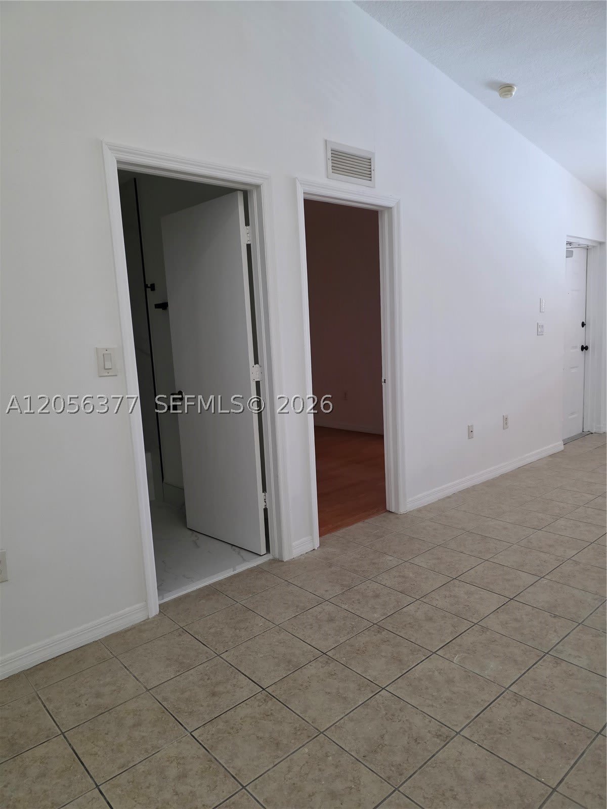 3415 Ne 9Th Dr – photo 5