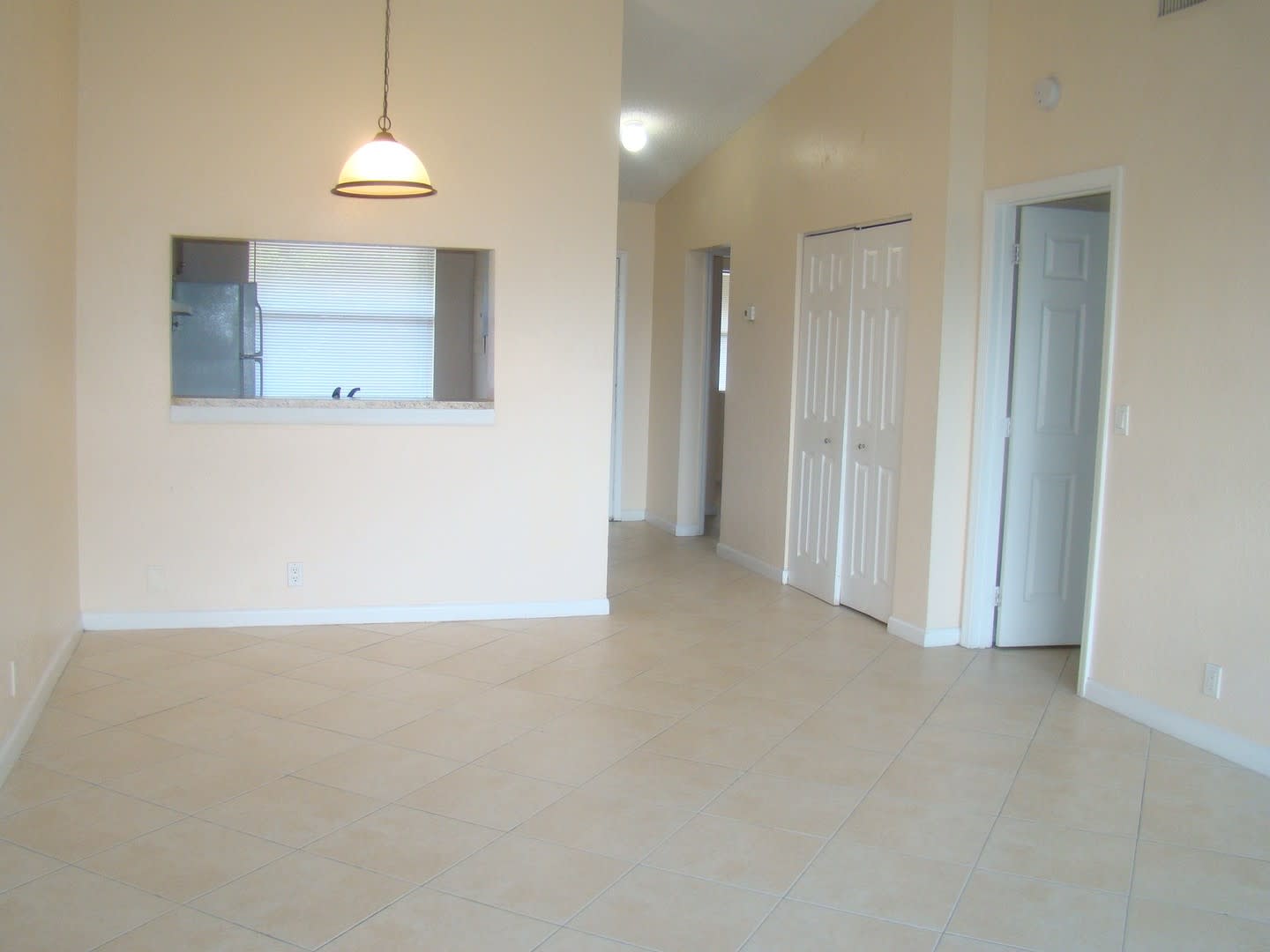 Great Location Great Price Great Specials – photo 3