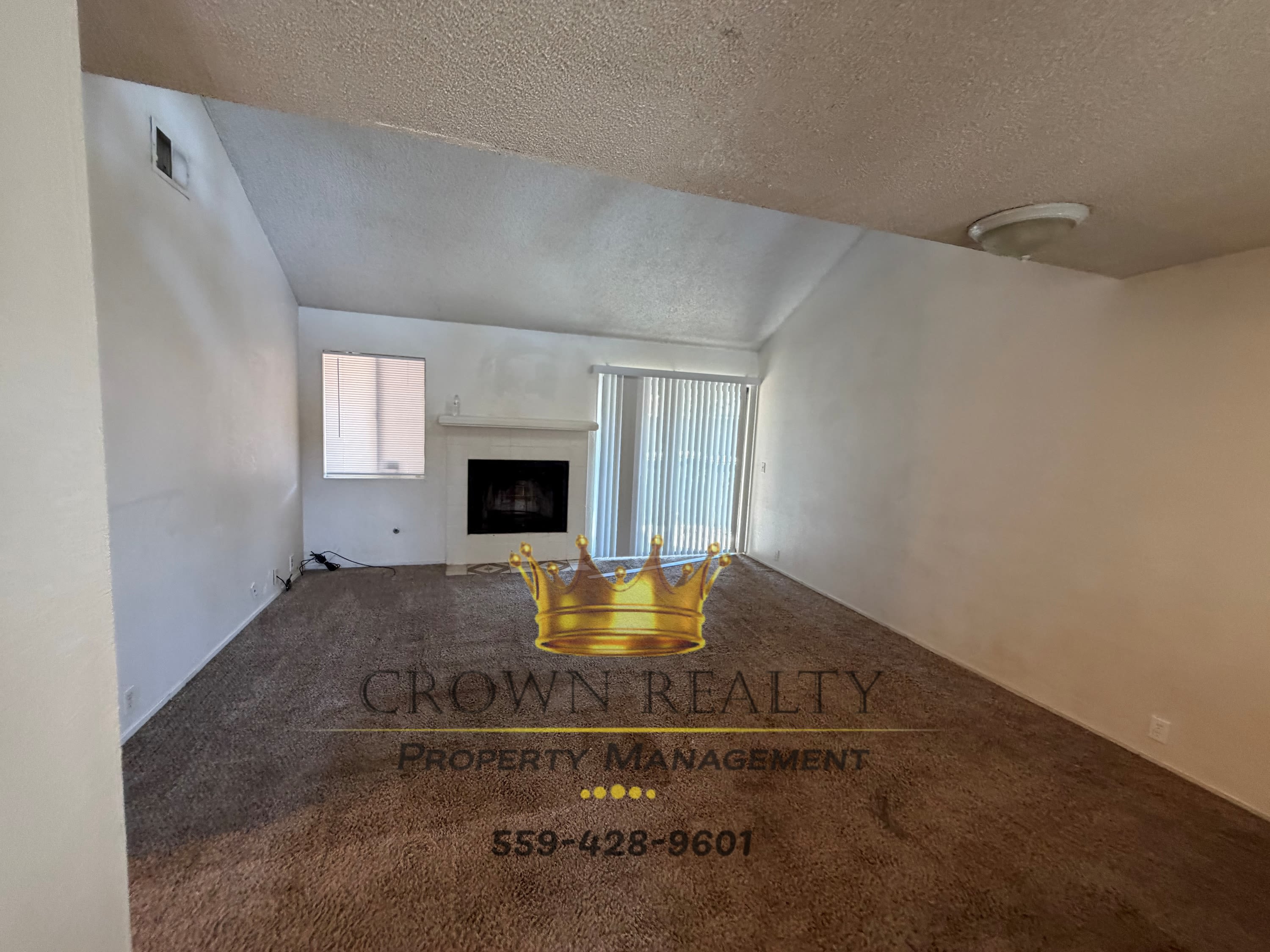 2731 W. Mission Ct. – photo 4