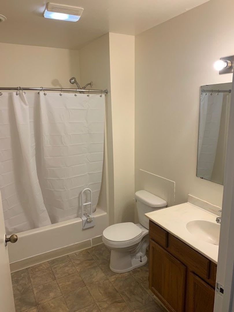 1114 Dunham SE – photo 5