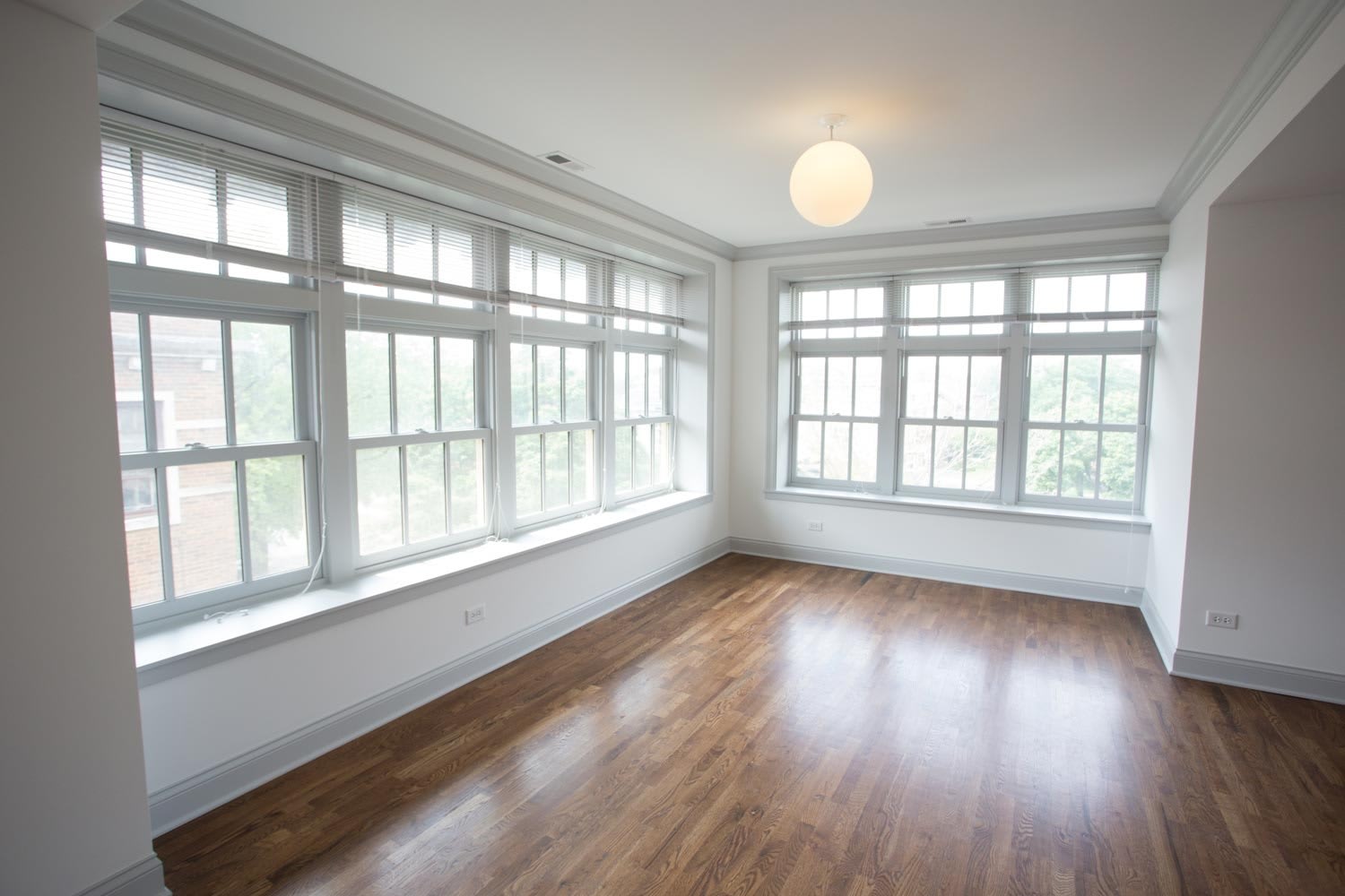 5100 S. Ellis Avenue – photo 2
