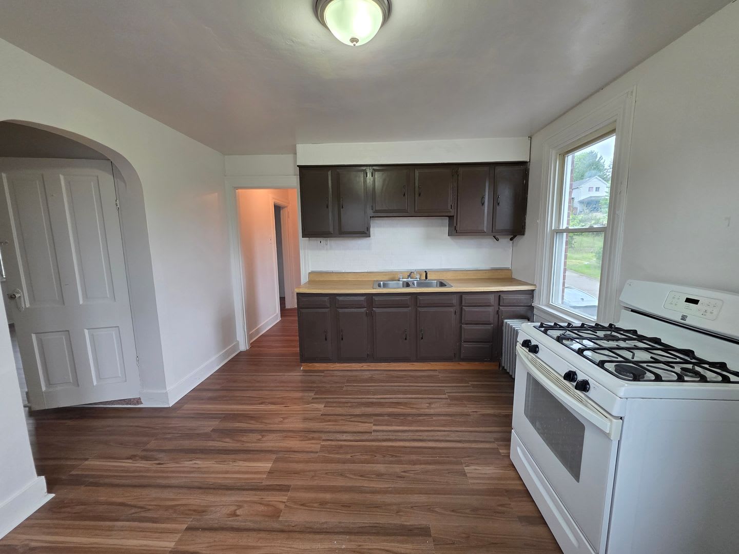 4 bedroom 1 bathroom apartment for rent in Clairton PA – photo 1