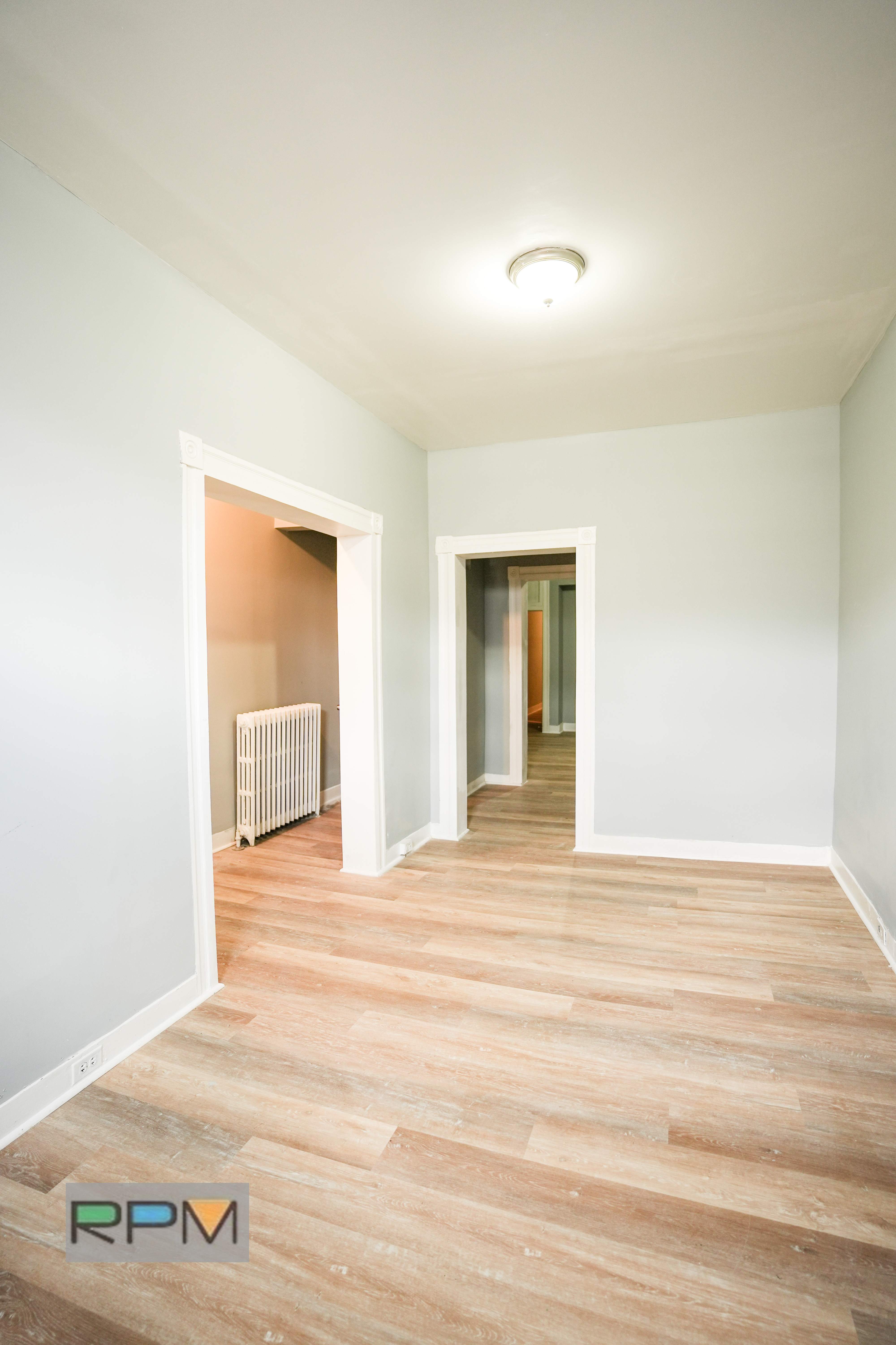 1908 N Fulton Ave – photo 2