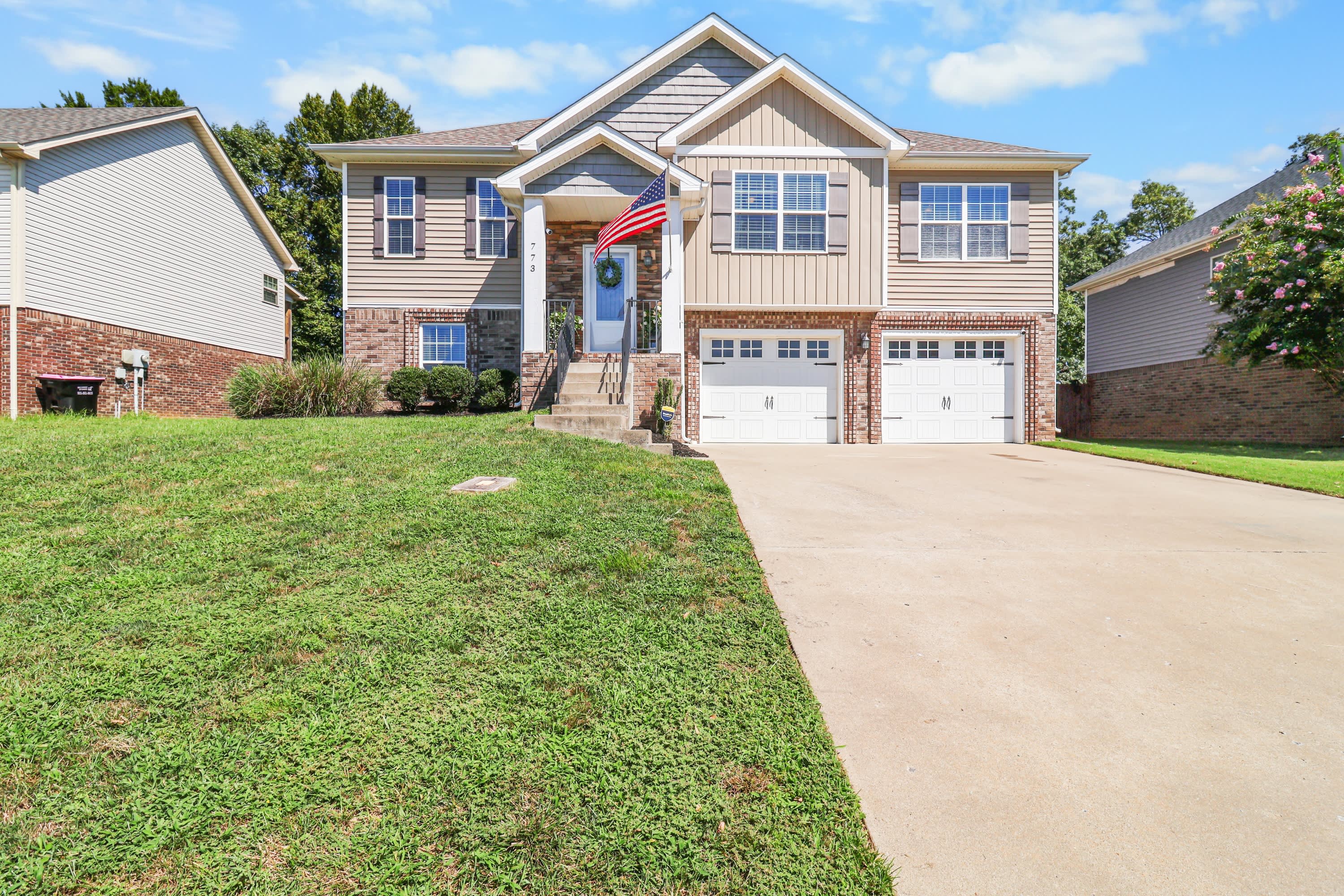 773 Banister Drive – photo 1